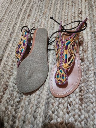 Sandalias planas multicolor