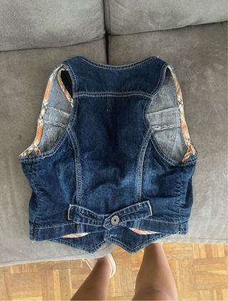 Chaleco vaquero Bershka M