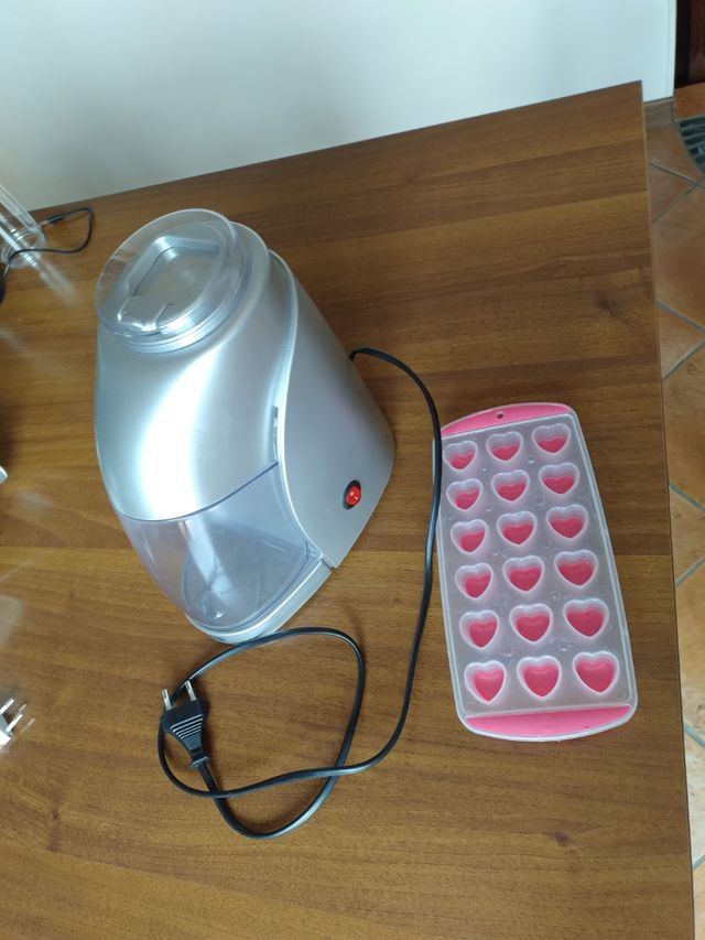 Tritaghiaccio & Vaschetta Ghiaccio