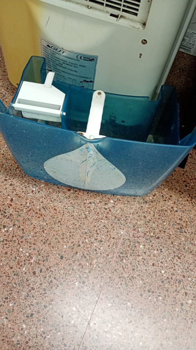 Piezas deshumidificador Carrier idealday 14H