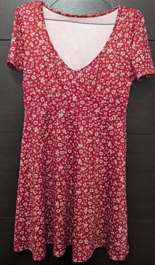Vestido floral rojo y blanco
