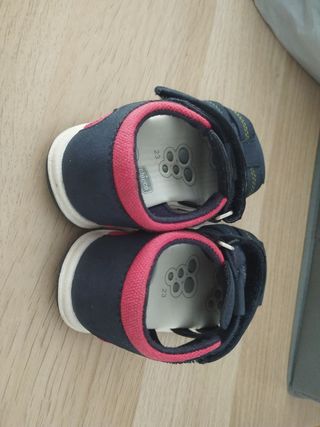 Sandalias niño azul marino-rojo talla 23