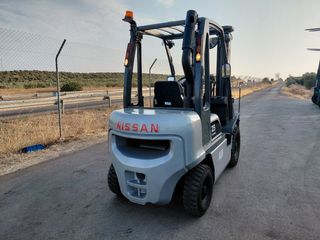 Carretilla elevadora Nissan 25