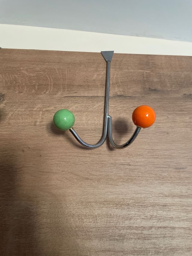 3 Percheros de Pared - Ganchos metálicos