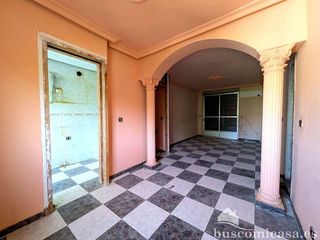 Piso en venta en Linares