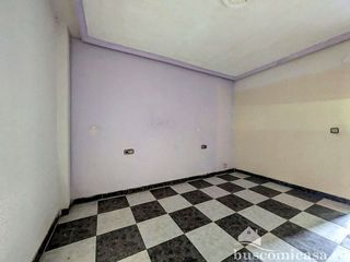 Piso en venta en Linares