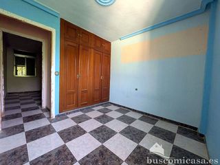 Piso en venta en Linares