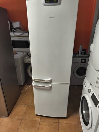 Nevera combi BOSCH blanca AAA+