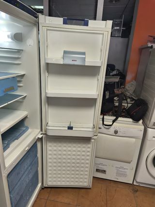 Nevera combi BOSCH blanca AAA+