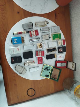 28 accendini vintage
