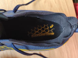 46 Zapatillas Asics CUMULUS