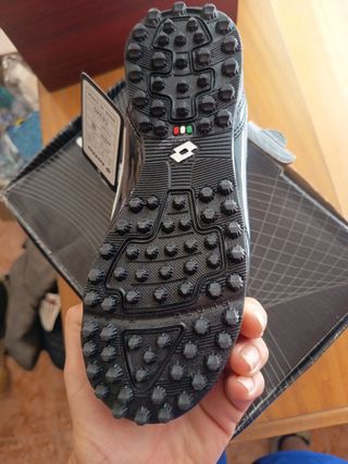 Botas fútbol sala niño talla 33