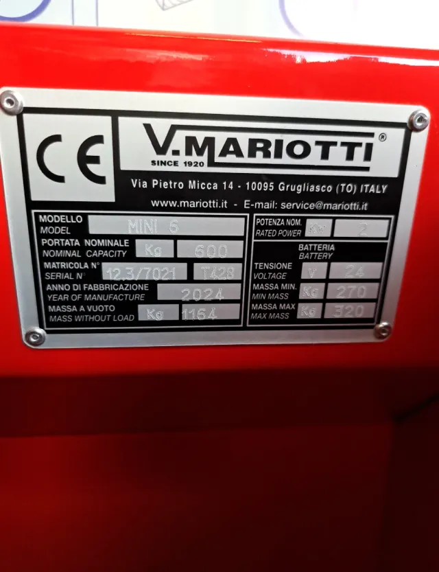 NUEVA A ESTRENAR Carretilla elev. eléc. MARIOTTI.