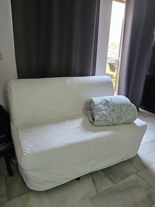 Sofá cama Ikea - 2 plazas - 2 fundas originales.