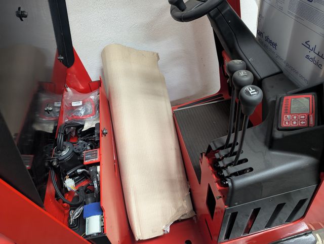 NUEVA A ESTRENAR Carretilla elev. eléc. MARIOTTI