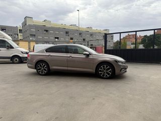 Volkswagen Passat Executive 2.0 TDI 110kW (150CV)
