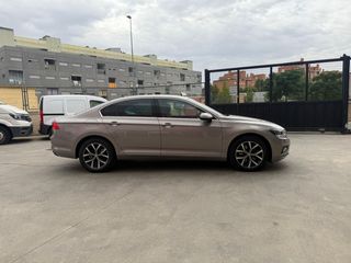 Volkswagen Passat Executive 2.0 TDI 110kW (150CV)