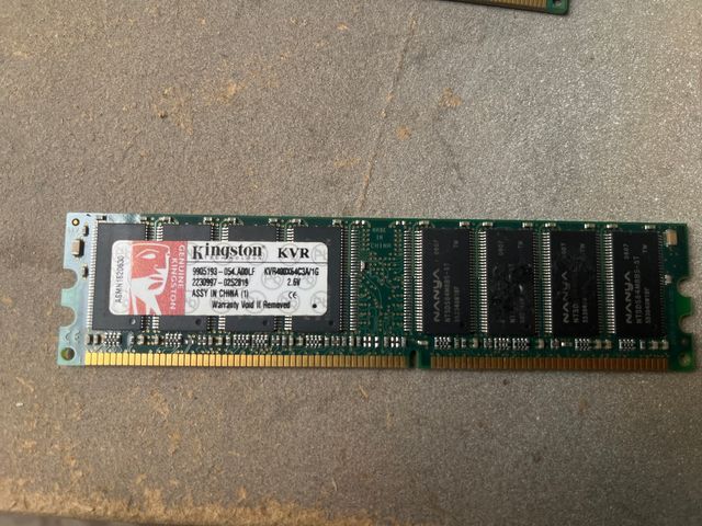 Kingston KVR400X64C3A/1G 1GB RAM