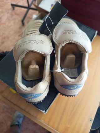 Botas lotto sala niño talla 31