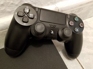 PS4 (PlayStation 4) - Impecable