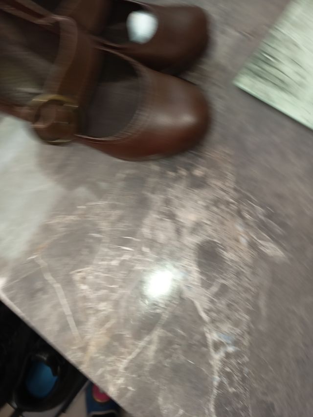 Zapatos tacón marrones cómodos