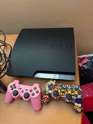 PS3 (PlayStation 3) + 2 mandos
