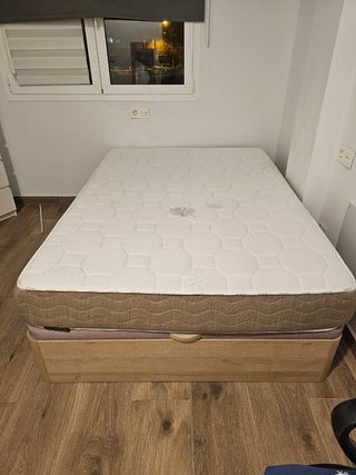 Colchón + canapé 135cm. Como nuevo