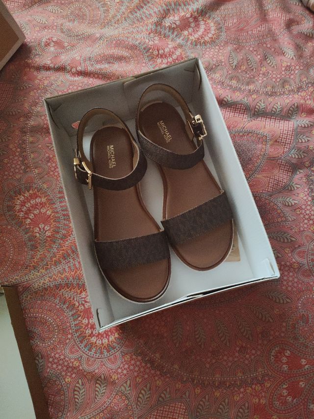 Sandalias Michael Kors 38 Marrón