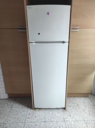 Frigorífico Ansonic
Altura 175
Ancho 60 