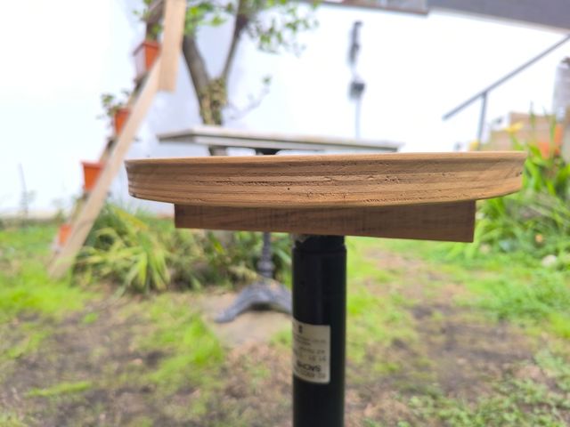 Taburete rústico con amortiguador