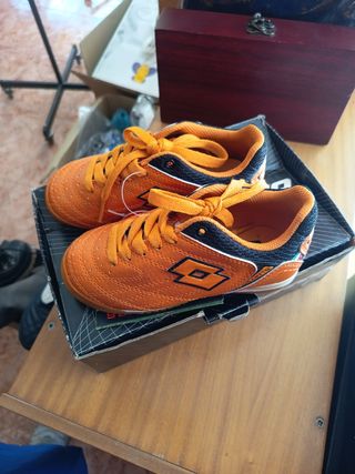 Botas fútbol sala niño nº 28