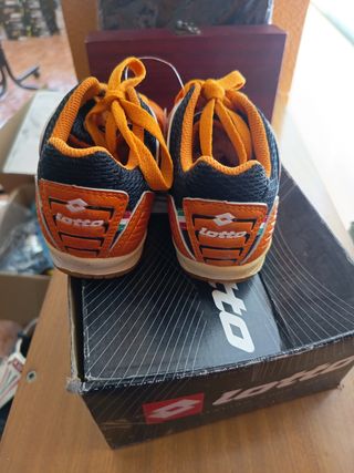 Botas fútbol sala niño nº 28