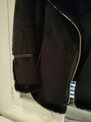 Cazadora negra Pull&Bear