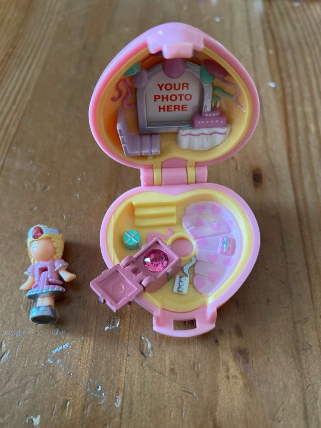 Polly Pocket Bluebird Locket