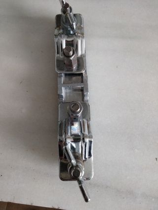 Grapa de batería  tipo Gibraltar, grapa de agarre.