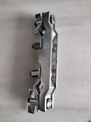 Grapa de batería  tipo Gibraltar, grapa de agarre.