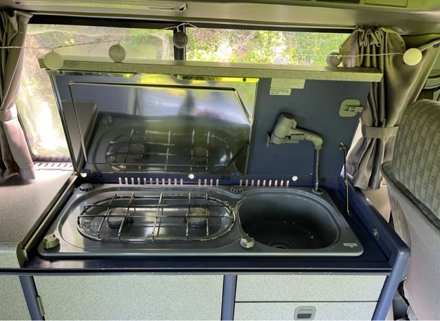 Alquiler furgoneta camper autocaravana