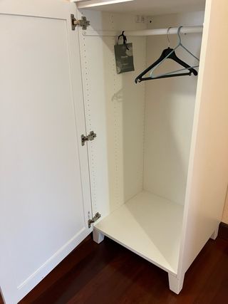 Armario bajo blanco IKEA