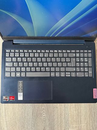 Portátil Lenovo IdeaPad - Azul Oscuro