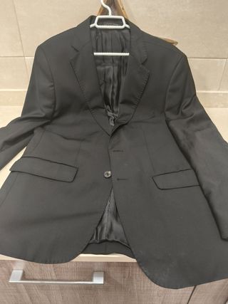 Chaqueta negra Zara hombre clásica 
