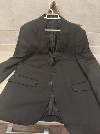 Chaqueta negra Zara hombre clásica 