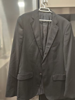 Chaqueta negra Zara hombre clásica 