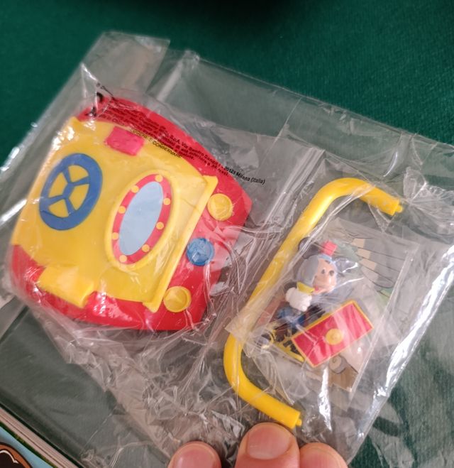 Topolino 2676, 3588 entrambi con gadget