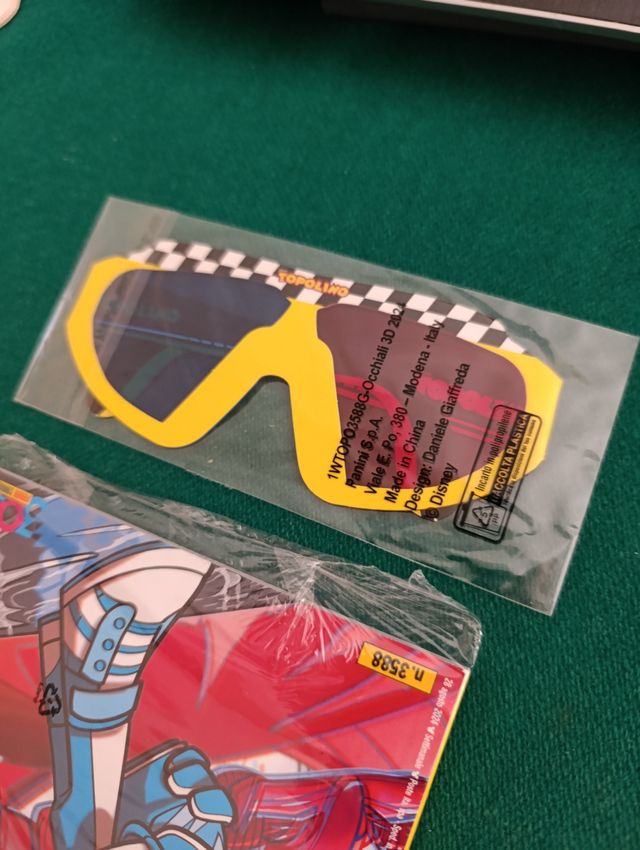 Topolino 2676, 3588 entrambi con gadget