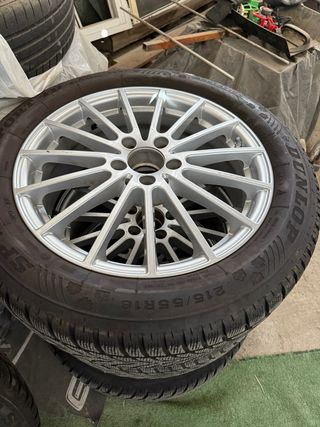 Llantas 215/55R18 de Mercedes Benz amg 