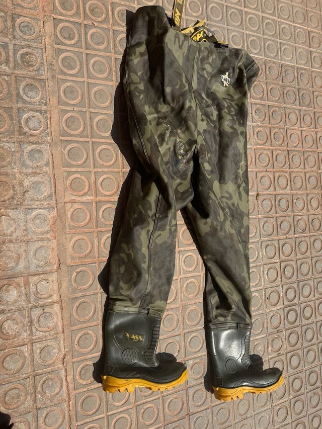 Vadeador Carpfishing camuflaje