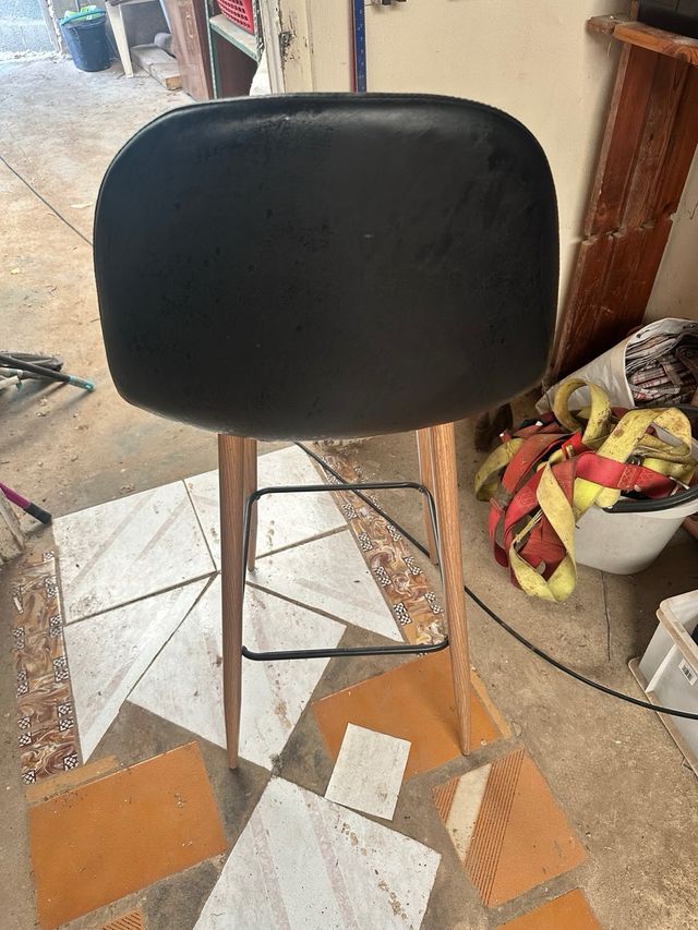 Taburetes negros y marrones - 10 unid.