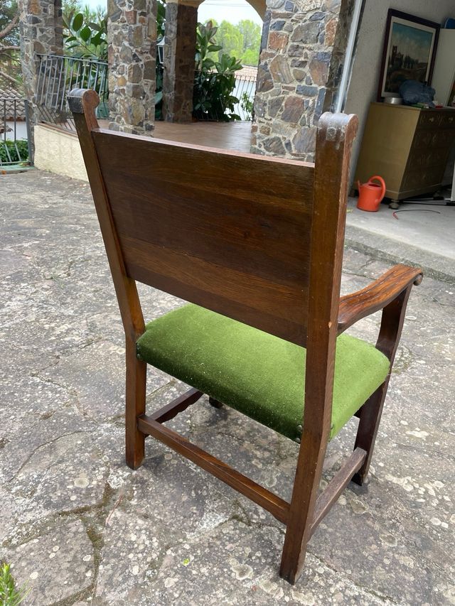 Cadires heràldiques artesanals amb entapissat verd