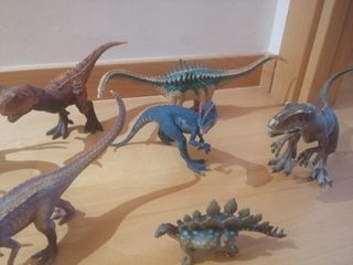 8 Dinosaurios Juguetes