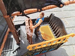 Fantástico barco pirata juguete.